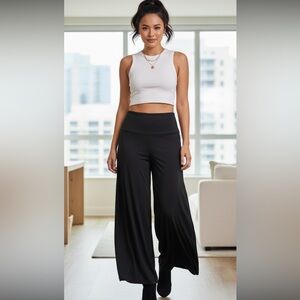 Arolina Elegant Black Wide-Leg Women's Pants